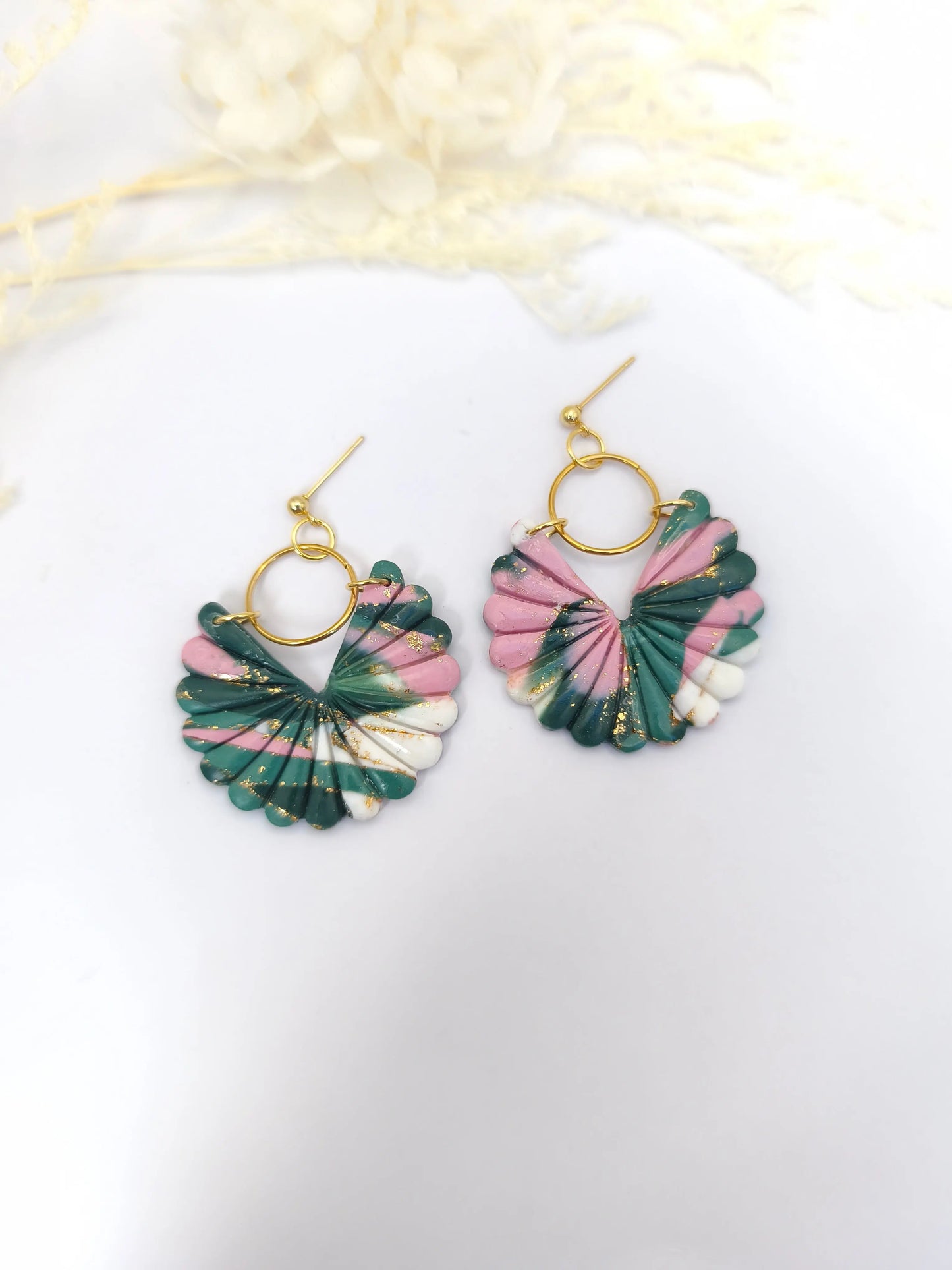 boucles d'oreilles en forme d'éventail, vert, rose blanc et doré