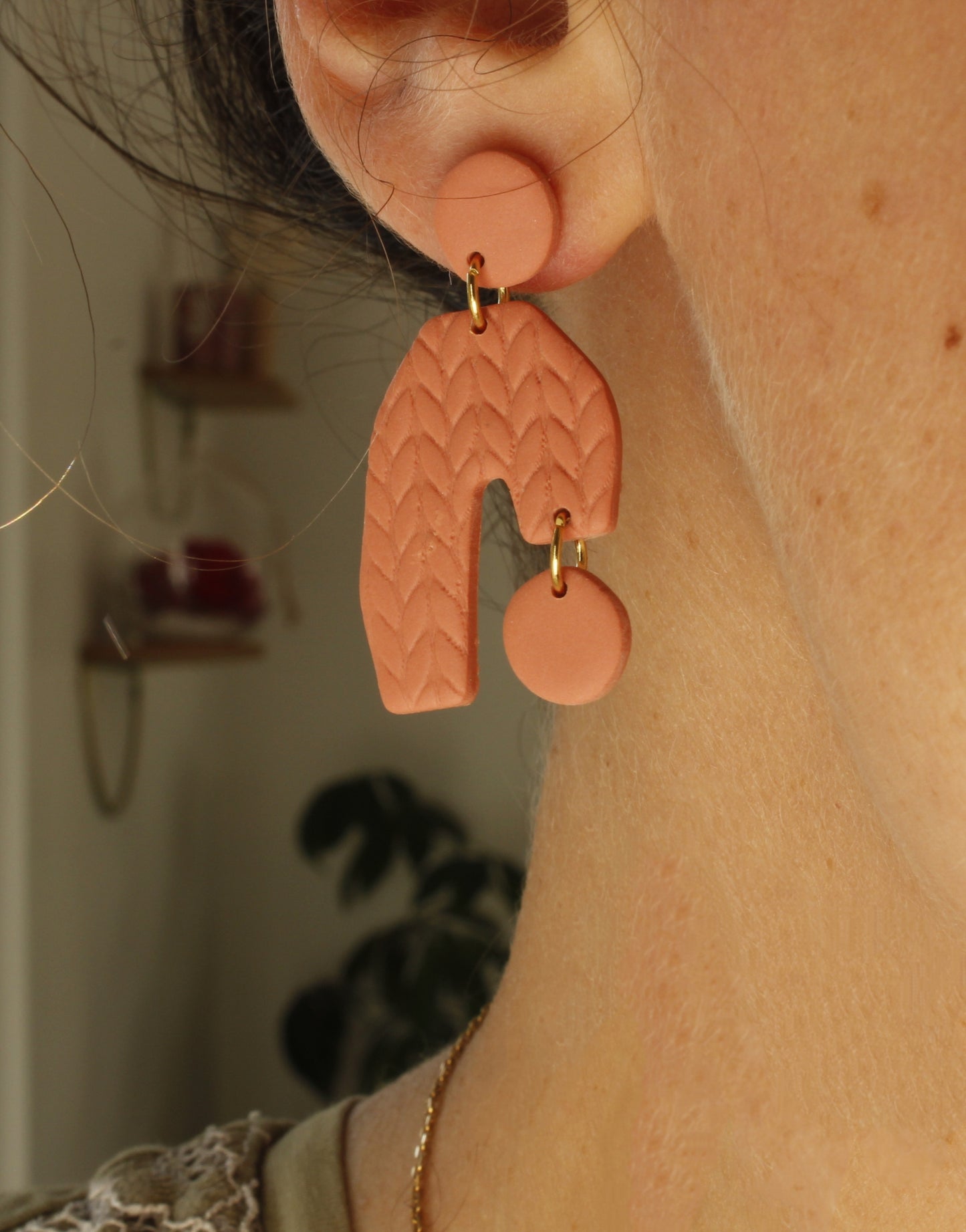 La Bouclette Dorée - Boucles d'oreilles collection Éphémère – Fragments d’Automne