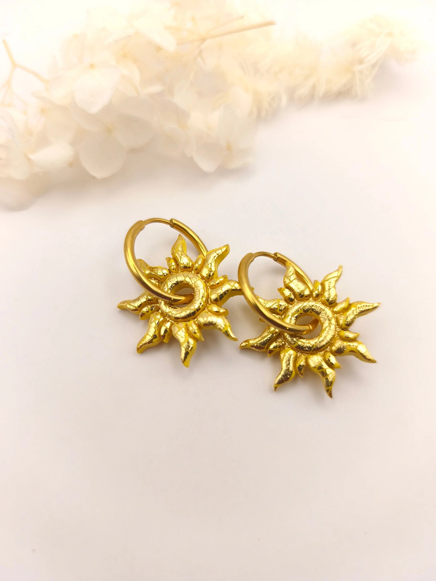 La Bouclette Dorée - Boucles d'oreilles créoles en argile polymère La Bouclette Dorée
