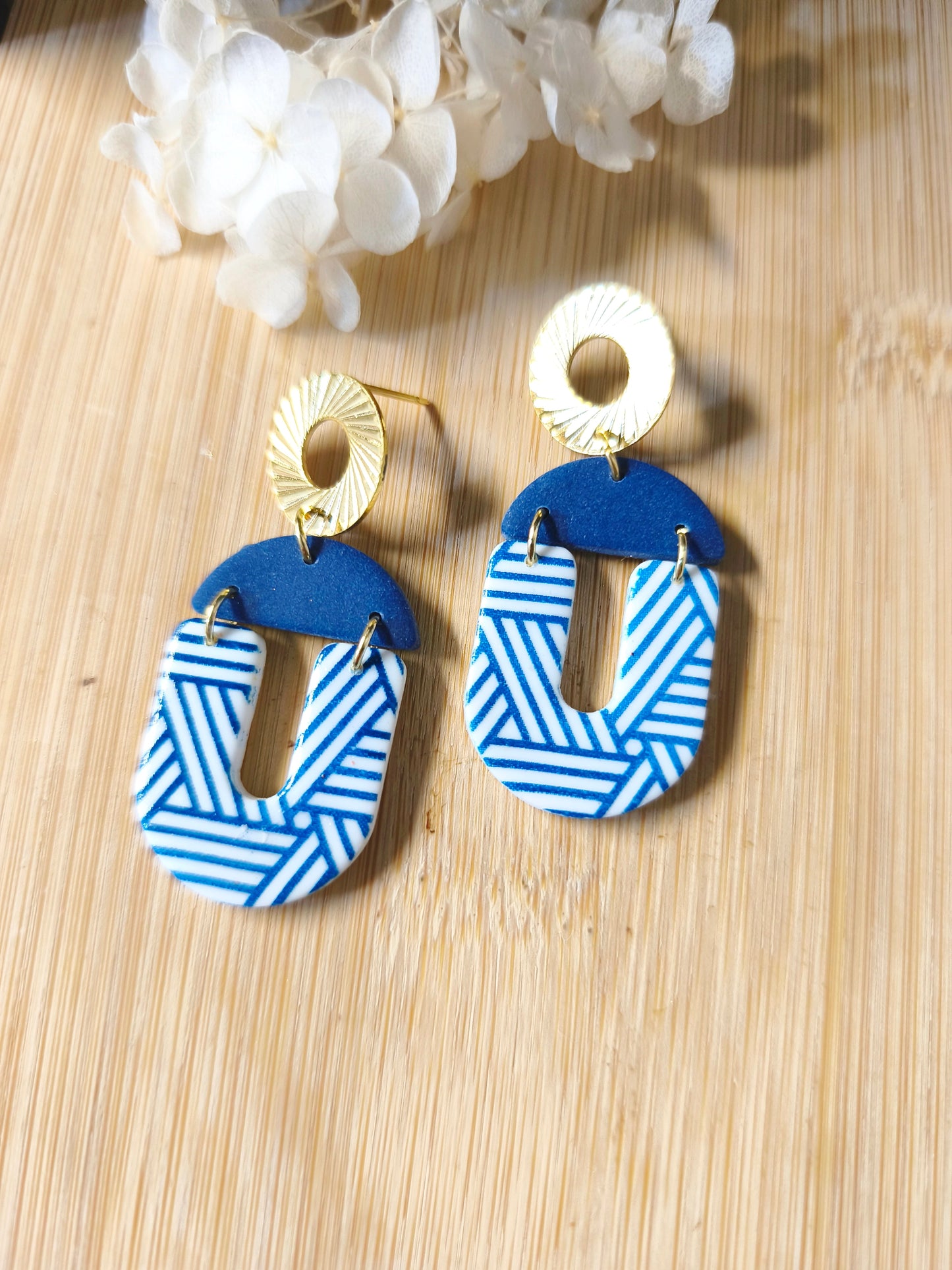 La Bouclette Dorée - Boucles d'oreilles pendantes en argile polymère La Bouclette Dorée