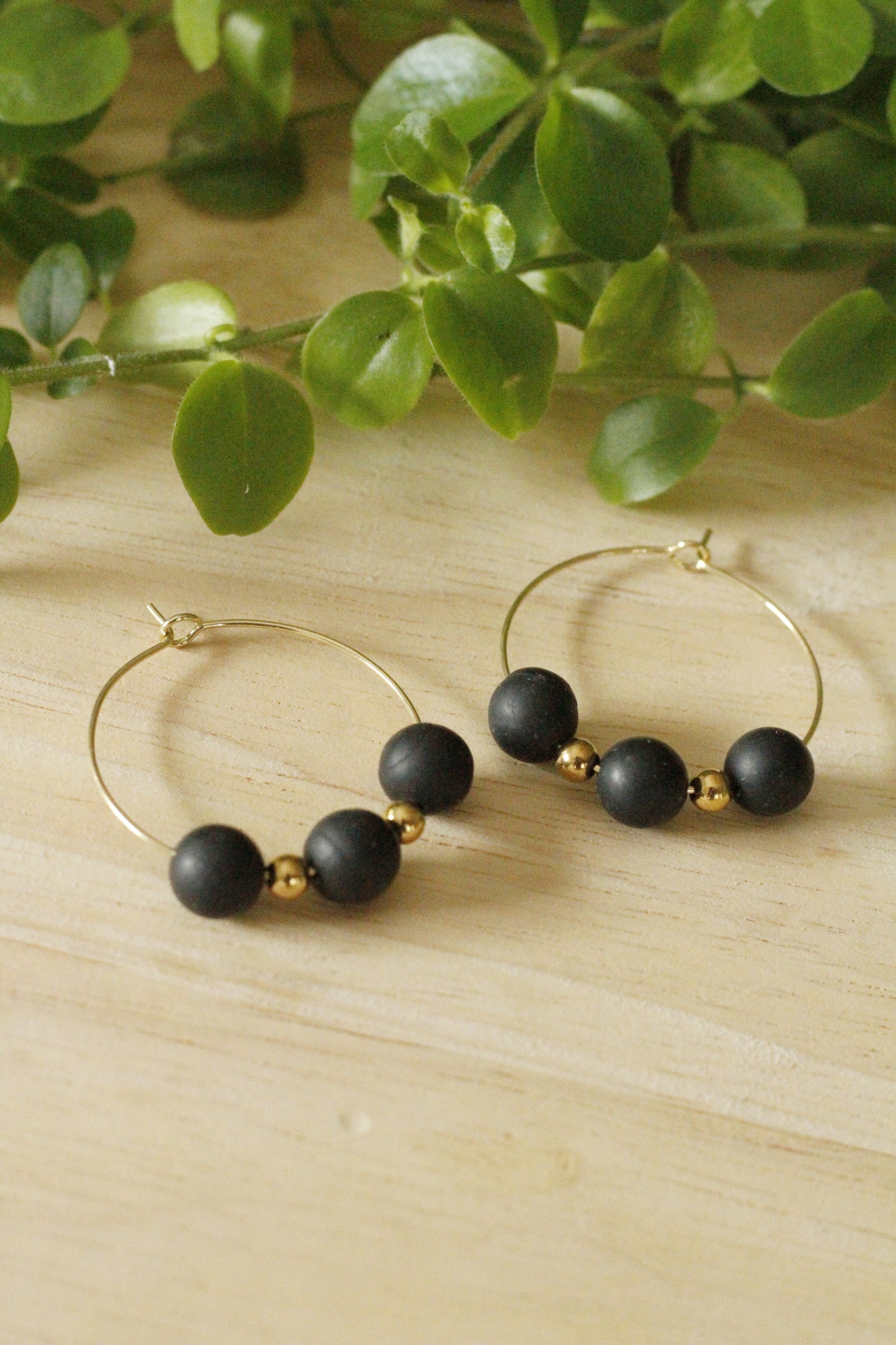 Créoles colorées à perles - Noir