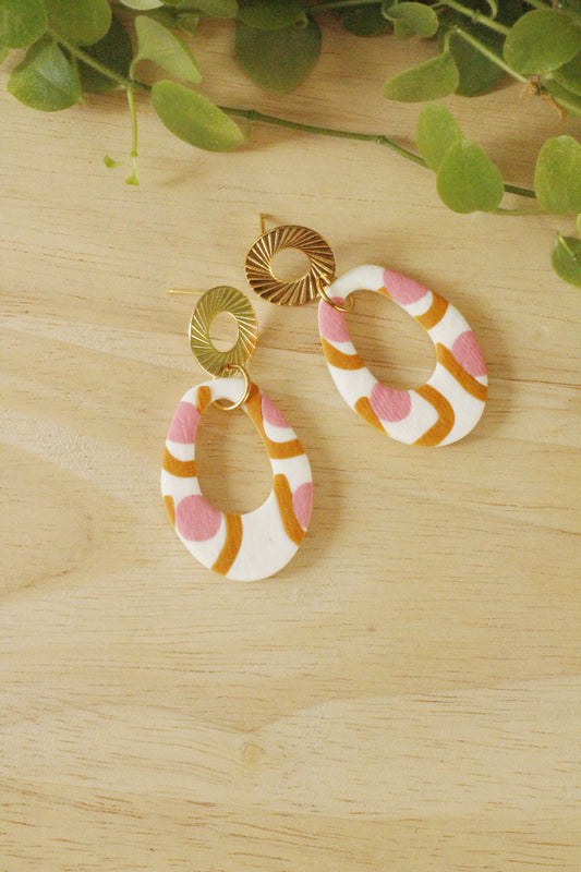 Boucles d'oreilles originales et colorées, fabriquées à la main