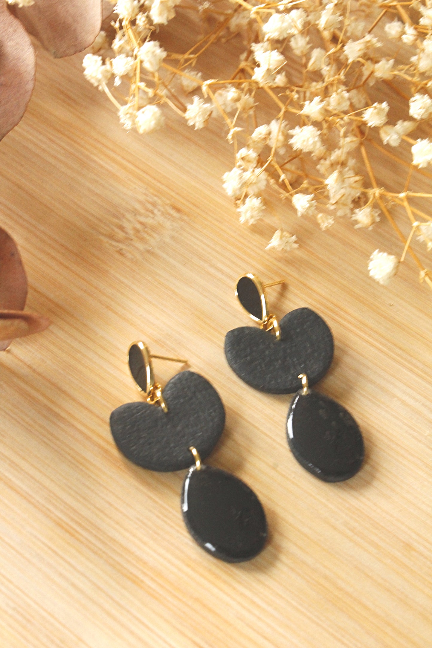 La Bouclette  Dorée - Boucles d'oreilles pendantes noires et dorées