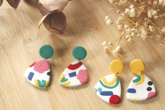 Boucles d'oreilles pendantes multicolores, jaunes, bleu, vert, rouge