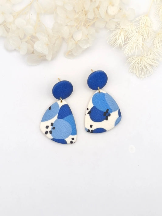 Bijoux en bleu, ocre et corail – collection été