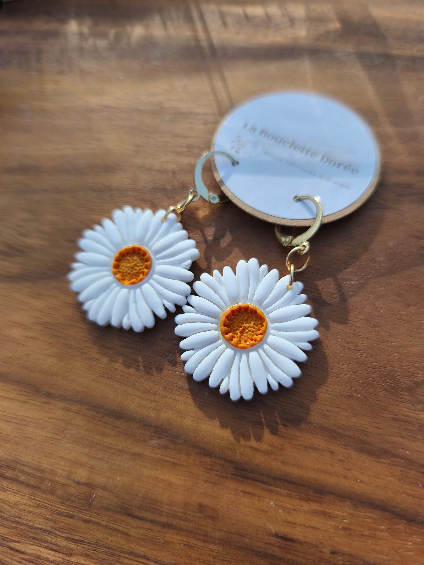 La Bouclette Dorée - Boucles d’oreilles marguerite La Bouclette Dorée