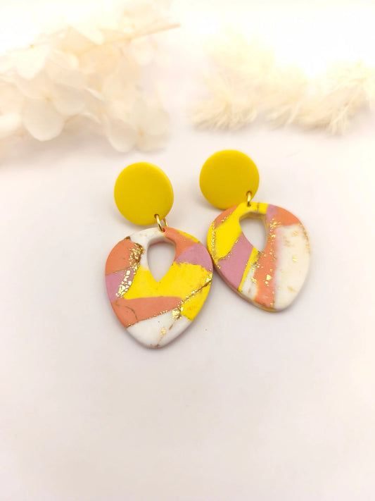 La Bouclette  Dorée - Boucles d'oreilles printanières en argile polymère