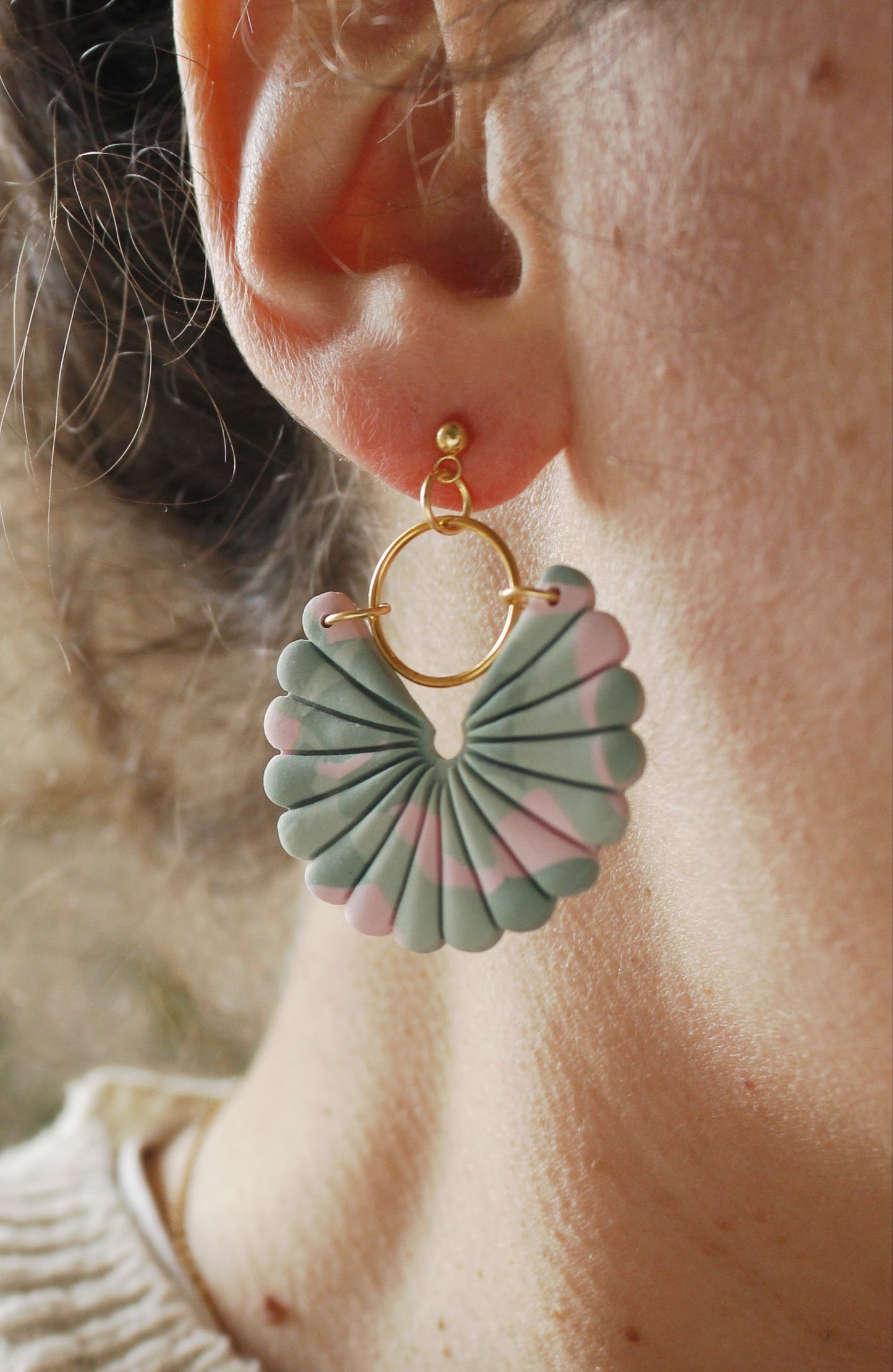 La Bouclette Dorée - Boucles d’oreilles artisanales - Collection Douceur Florale La Bouclette Dorée