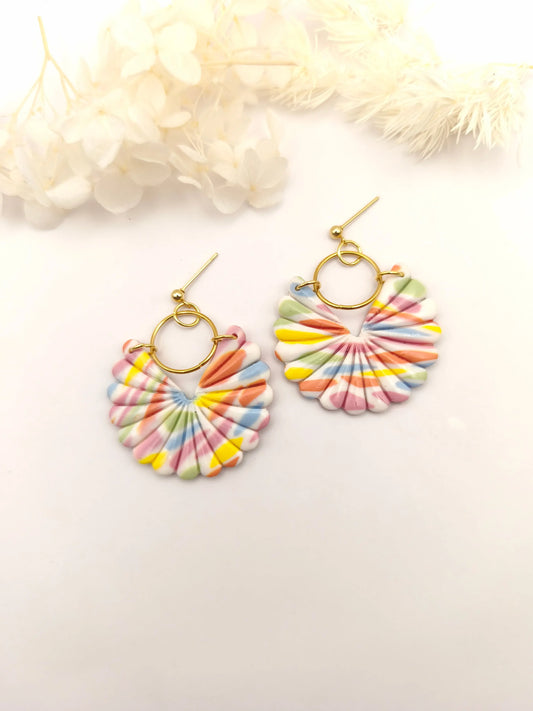 La Bouclette  Dorée - Boucles d'oreilles printanières en argile polymère