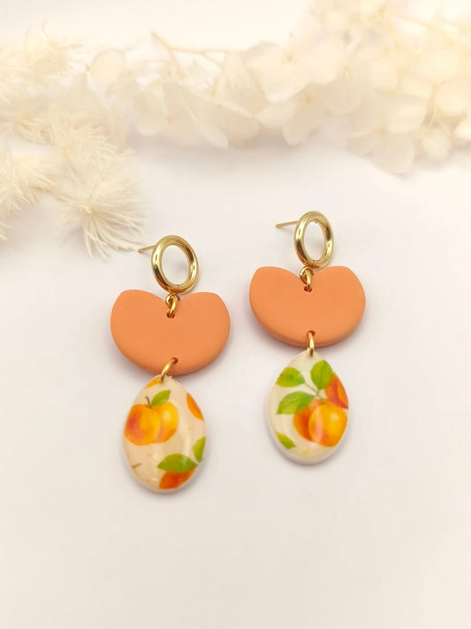 Bijoux avec couleur et motifs abricot