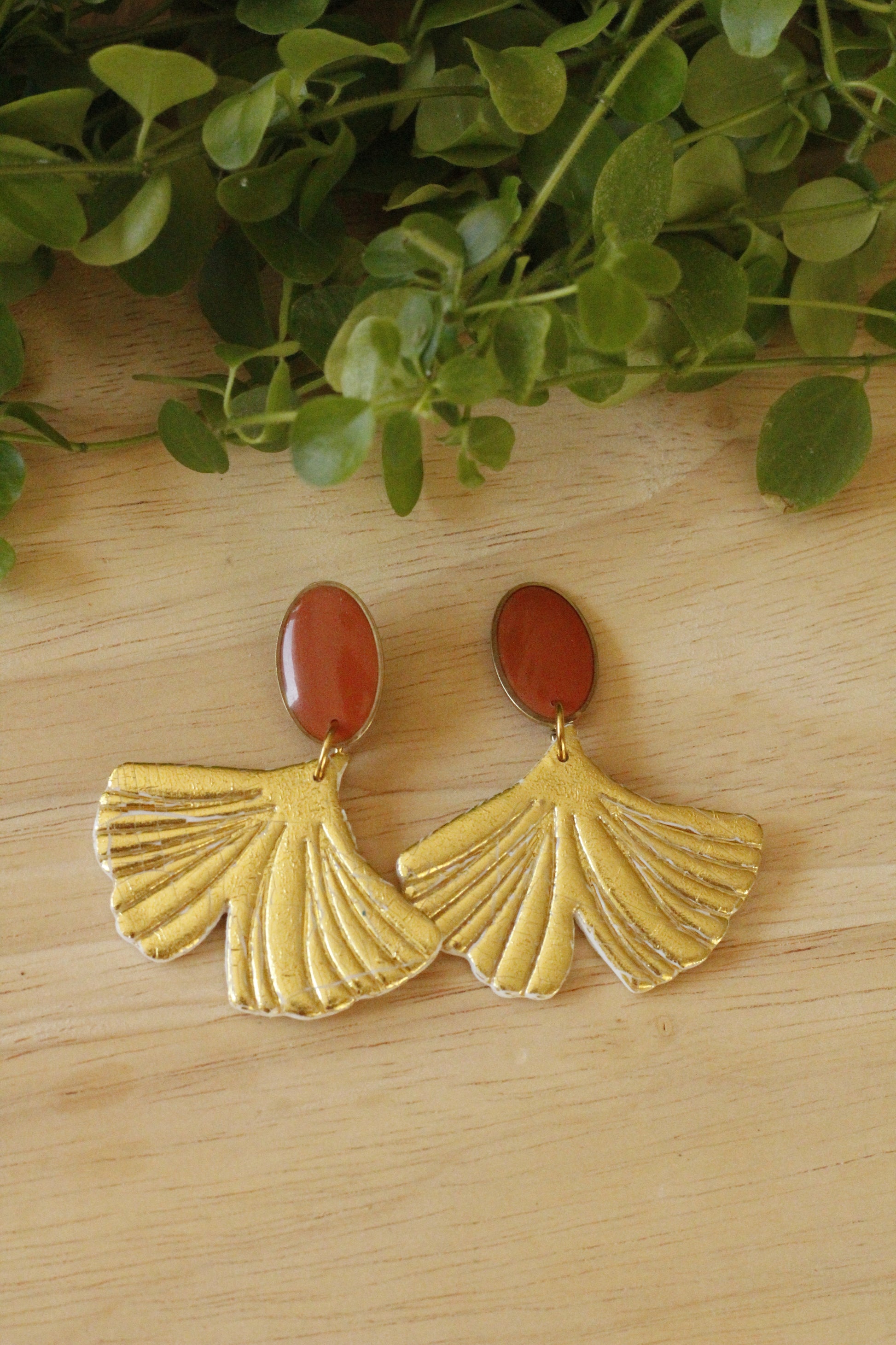 Boucles d'oreilles feuille de Ginkgo doré, faite main